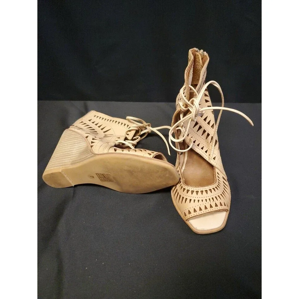 Jeffrey Campbell Rodillo Laser Cut Lace Up Wedge Leather Sandals Shoes Size 7